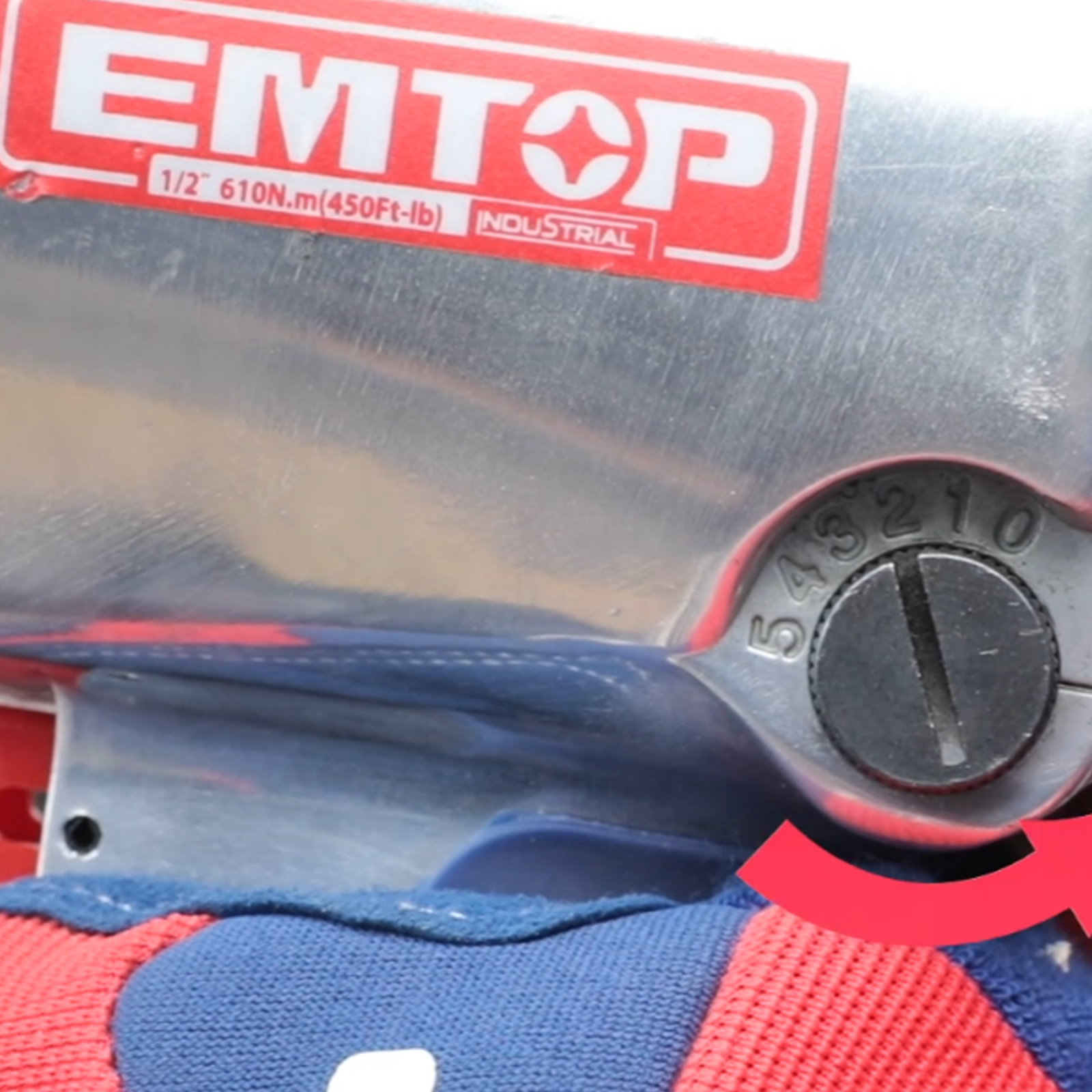 Pistol pneumatic 1/2", 610Nm, 3 capete (17mm,19mm,21mm) EMTOP EATL126801 4 MTXValve Pistol pneumatic 1/2", 610Nm, 3 capete (17mm,19mm,21mm) EMTOP EATL126801